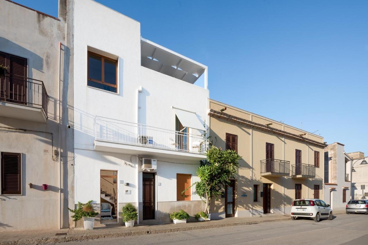 לינה וארוחת בוקר סן ויטו לו קאפו A Casa Di... Aurora 2 מראה חיצוני תמונה